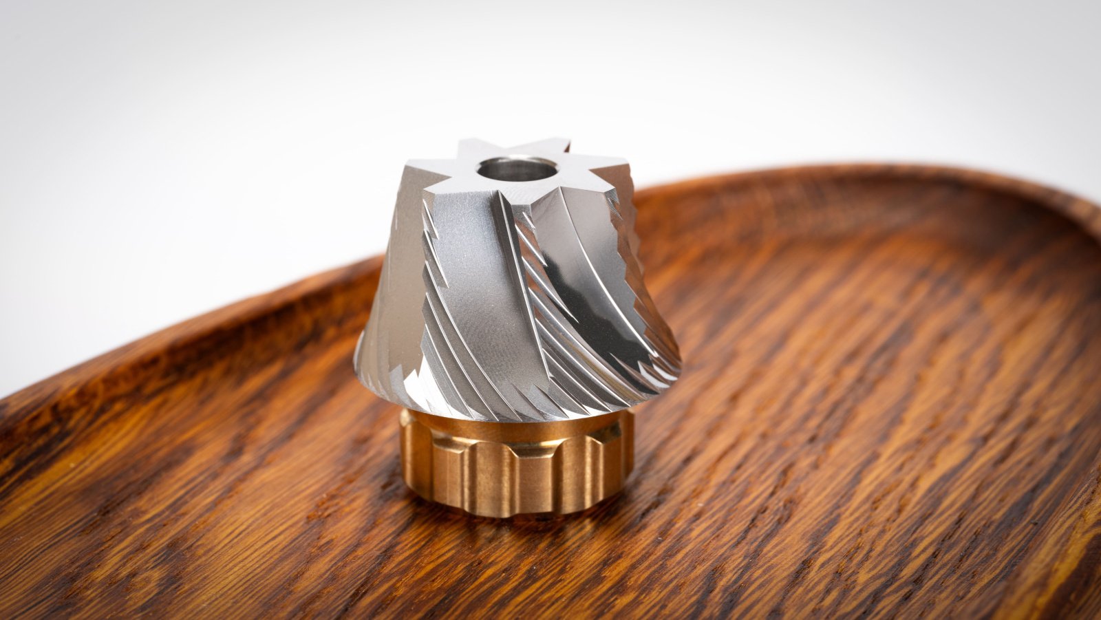 Приручить «Барракуду»: обзор Comandante C60