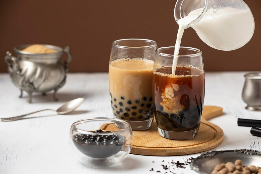 Чай с молоком: вечная классика или яркая экзотика? 4 рецепта для долгого чаепития